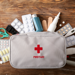 6 Reasons to Keep an Updated First Aid Kit at Home